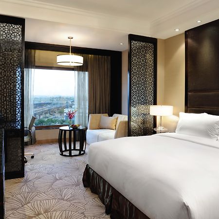 Crowne Plaza New Delhi Mayur Vihar Noida By Ihg Luaran gambar Deluxe Room